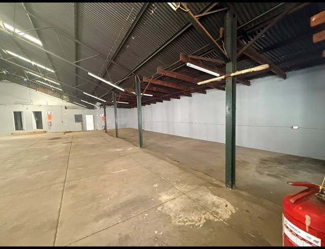 600M² WAREHOUSE TO LET IN ALRODE